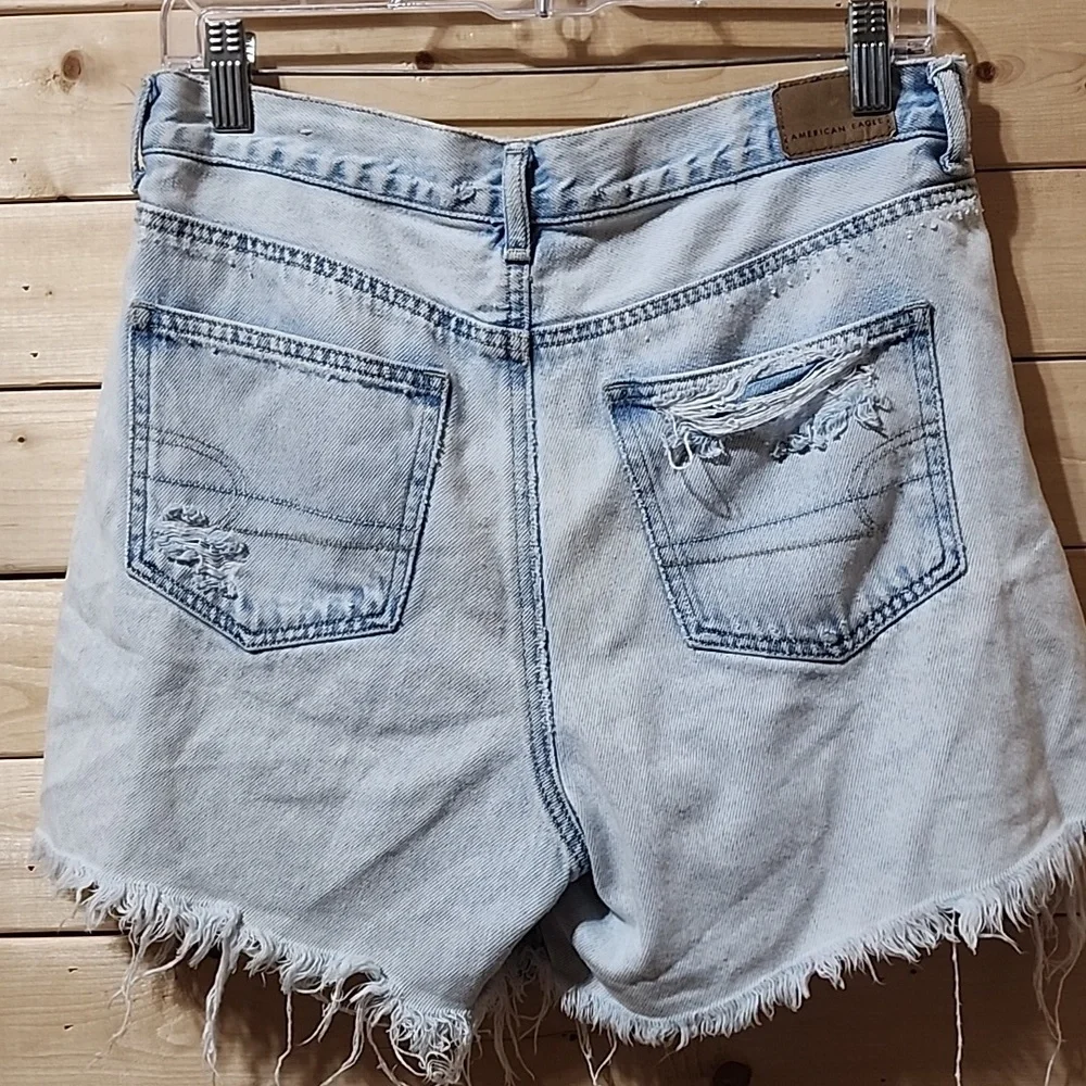 American Eagle Mom Shorts Size 6 Women's Distressed w/Frayed hem - Picture 4 of 7
